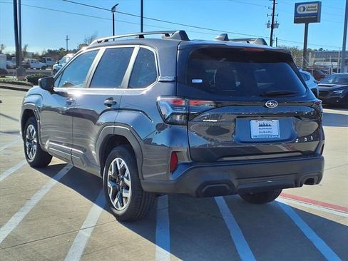 New 2026 Subaru Forester Premium image 2