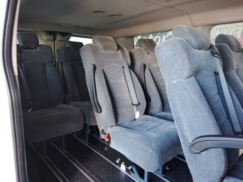 Used 2018 Ford Transit 150 XLT RWD image 16