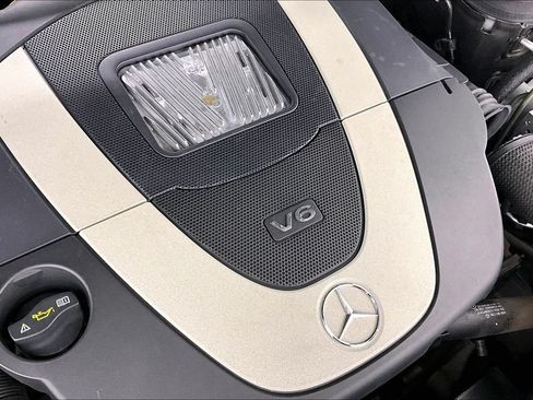 Used 2010 Mercedes-Benz E 350 Sedan image 31