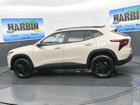 New 2026 Chevrolet Trax ACTIV w/ Driver Confidence Package image 3