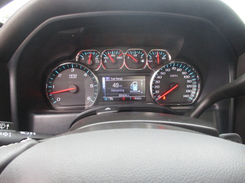 Used 2018 Chevrolet Silverado 1500 LT w/ All Star Edition image 15