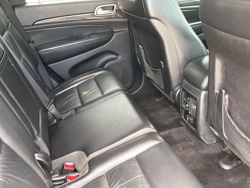 Used 2011 Jeep Grand Cherokee Laredo AWD/4WD image 55
