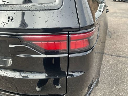 Used 2024 Jeep Wagoneer Series II image 30