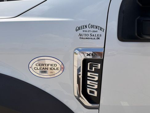 Used 2022 Ford F550 4x4 Crew Cab Super Duty w/ Power Equipment Group image 17