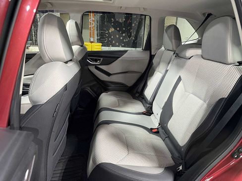Used 2023 Subaru Forester Premium AWD/4WD image 18