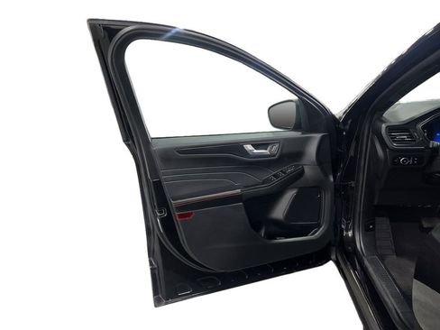 Used 2025 Ford Escape ST-Line Select AWD/4WD image 20