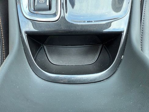 Certified 2022 Chevrolet Equinox Premier AWD/4WD image 26