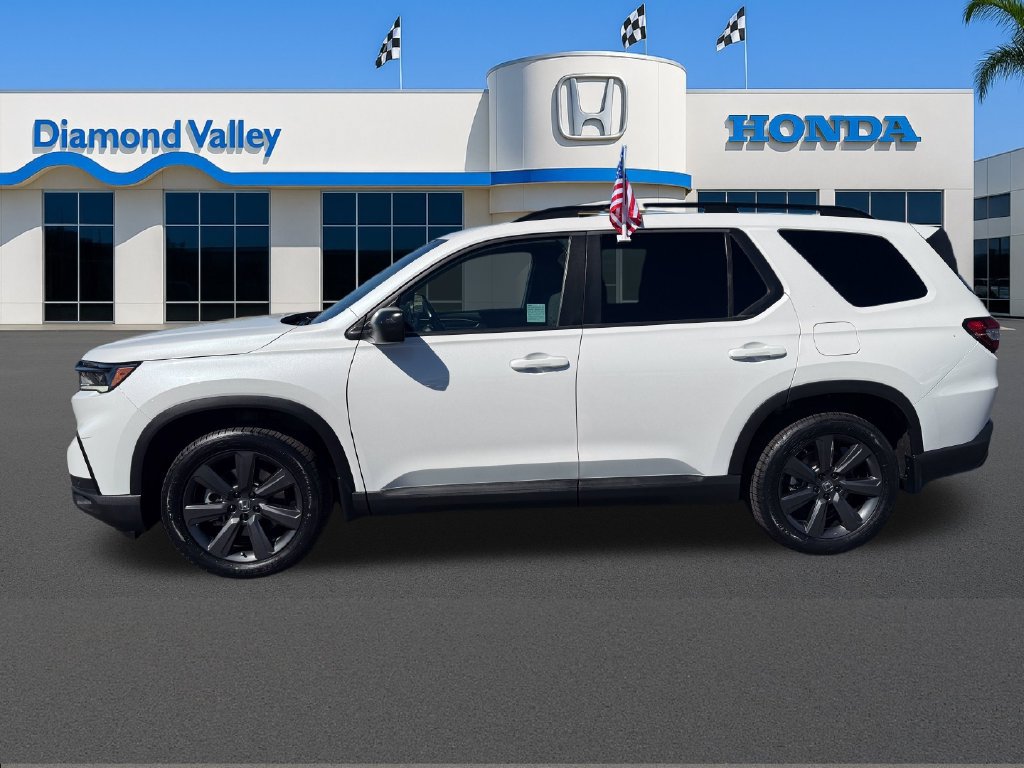 Certified 2025 Honda Pilot Sport image 8