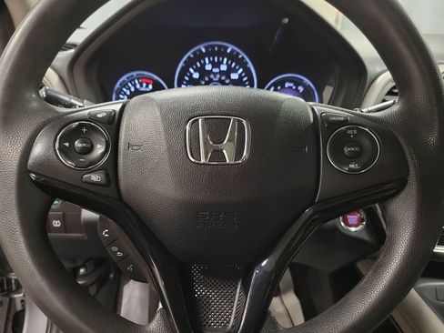 Used 2017 Honda HR-V EX image 18