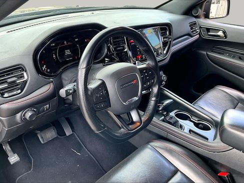 Used 2024 Dodge Durango GT RWD image 17