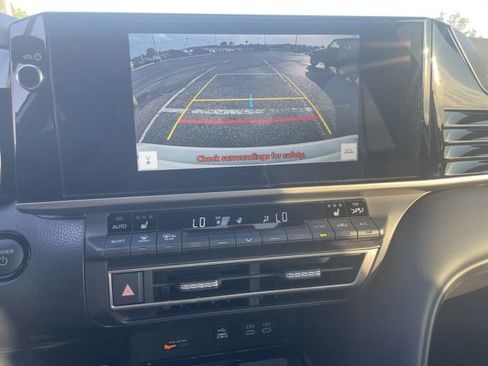 Used 2025 Toyota Camry XSE FWD image 20