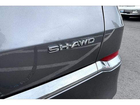 Used 2022 Acura MDX SH-AWD image 8