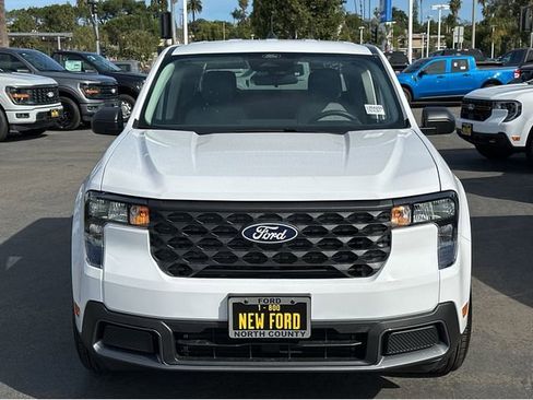 New 2026 Ford Maverick XLT image 2