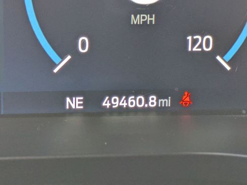 Used 2023 Ford F150 Lariat w/ Trailer Tow Package image 21