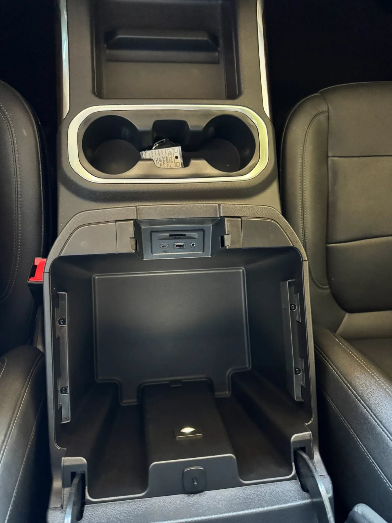 Used 2021 GMC Sierra 1500 SLT AWD/4WD image 17