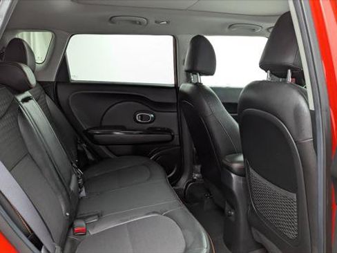 Used 2018 Kia Soul ! w/ Tech Package FWD image 18
