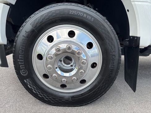 Used 2022 Ford F450 Limited w/ FX4 Off-Road Package image 14