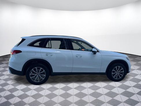 Used 2026 Mercedes-Benz GLC 300 image 8
