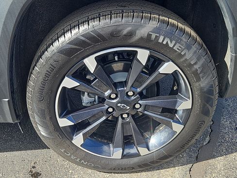 Used 2026 Chevrolet Equinox RS w/ Convenience Package III image 32