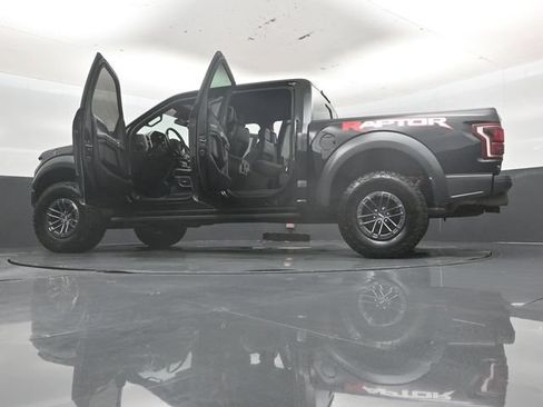 Used 2019 Ford F150 Raptor w/ Equipment Group 802A Luxury AWD/4WD image 59