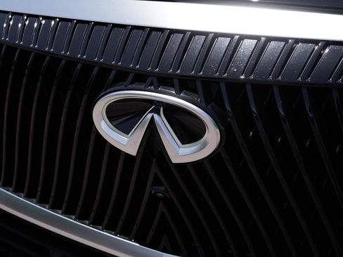 New 2026 INFINITI QX80 Pure w/ Cargo Package AWD/4WD image 28