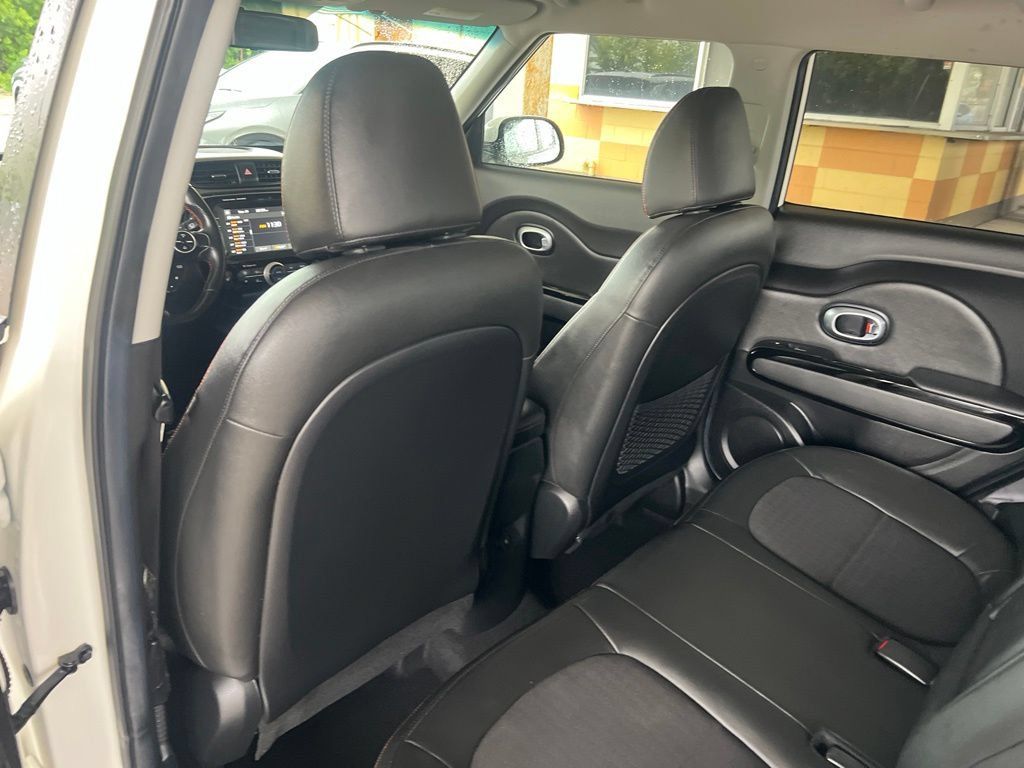 Used 2019 Kia Soul ! w/ Technology Package FWD image 9
