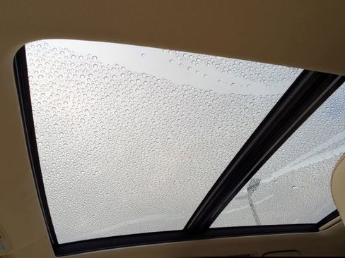 Used 2018 Toyota Highlander Limited Platinum FWD image 19