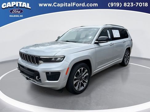 Used 2024 Jeep Grand Cherokee L Overland w/ Trailer Tow Package image 1