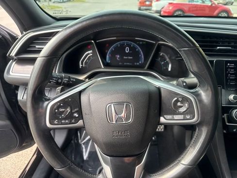 Used 2020 Honda Civic Touring image 11