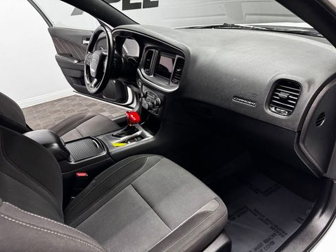 Used 2022 Dodge Charger SXT w/ Blacktop Package image 53