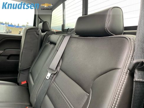 Used 2018 GMC Sierra 3500 Denali w/ Duramax Plus Package image 17