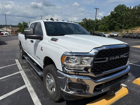 Used 2024 RAM 3500 Big Horn AWD/4WD image 7