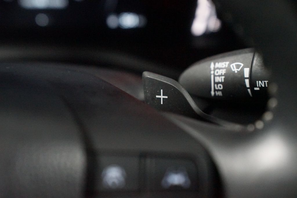 Certified 2025 Toyota Camry SE FWD image 15