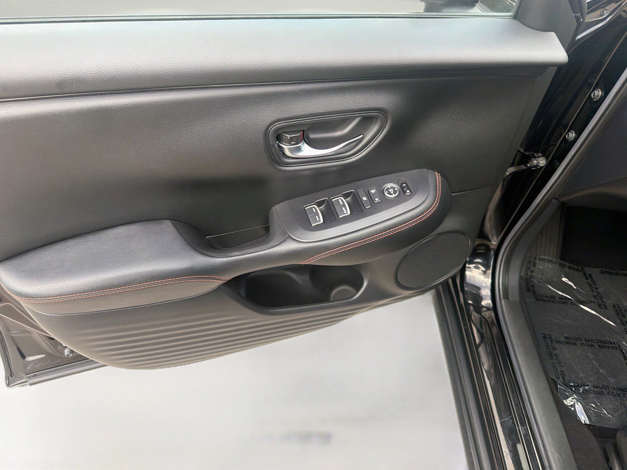 Used 2024 Honda HR-V Sport image 19