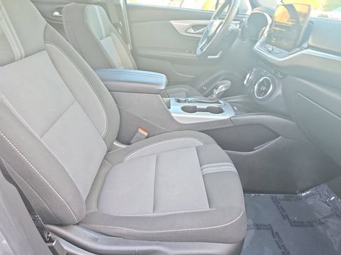 Used 2024 Chevrolet Blazer LT w/ Convenience Package FWD image 10