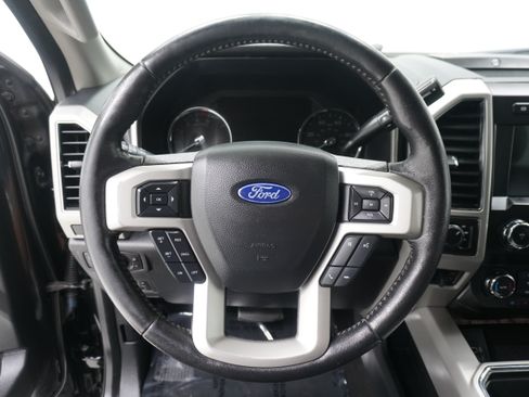 Used 2019 Ford F250 Lariat w/ Lariat Ultimate Package AWD/4WD image 18