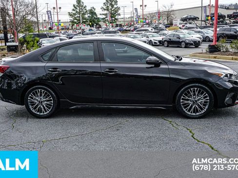 Used 2022 Kia Forte GT-Line w/ GT-Line Premium Package image 9