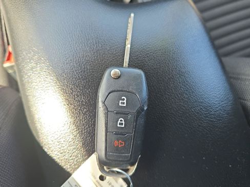 Used 2019 Ford Ranger XL w/ Equipment Group 101A Mid AWD/4WD image 12