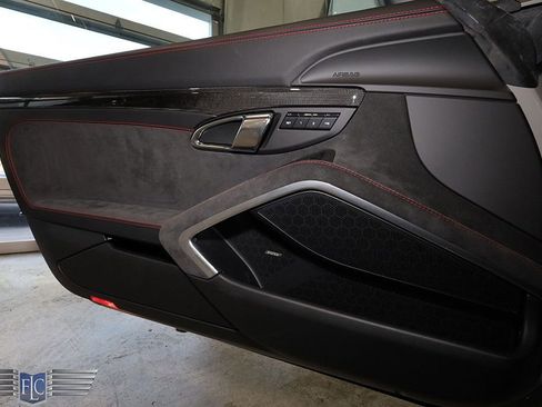 Used 2016 Porsche 911 Carrera GTS image 21