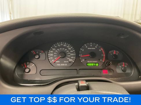 Used 2004 Ford Mustang GT RWD image 3