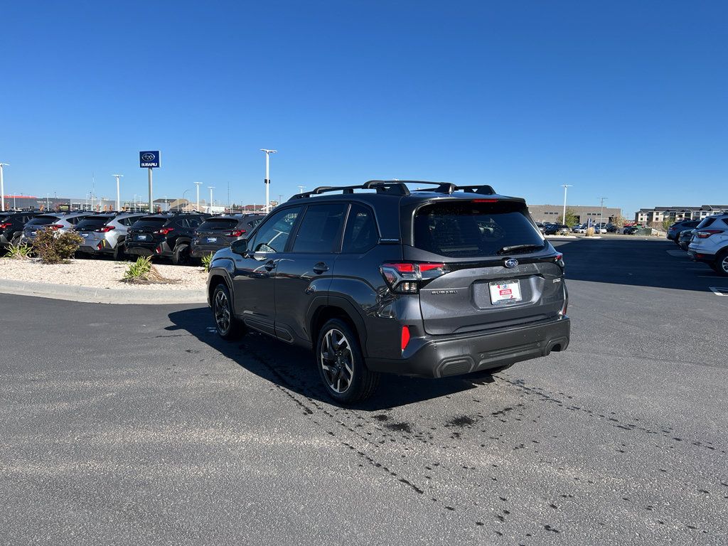 Used 2025 Subaru Forester Limited AWD/4WD image 3