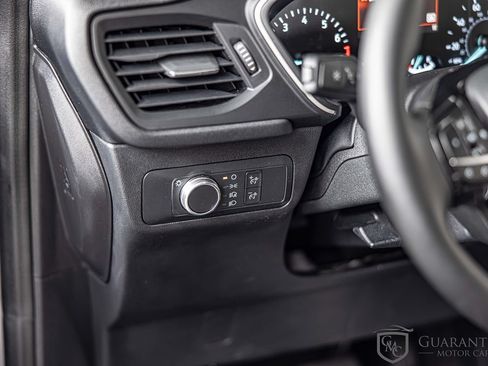 Used 2021 Ford Escape SE w/ Cold Weather Package FWD image 18
