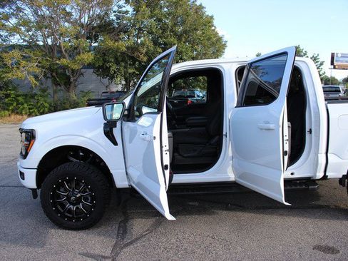 Used 2024 Ford F150 XLT w/ FX4 Off-Road Package image 8