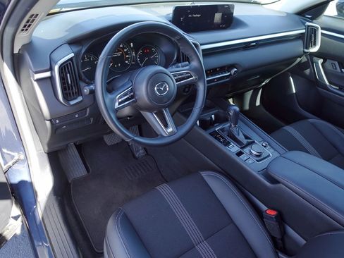 Used 2025 MAZDA CX-50 AWD 2.5 S w/ Premium Package image 11