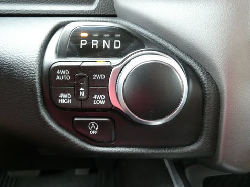 Used 2020 RAM 1500 Big Horn AWD/4WD image 26