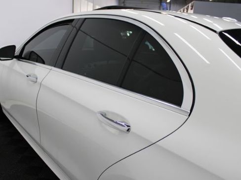 Used 2018 Mercedes-Benz E 300 4MATIC w/ Premium 1 Package image 7