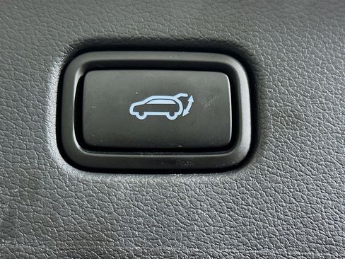 Used 2025 Hyundai Palisade Limited image 33