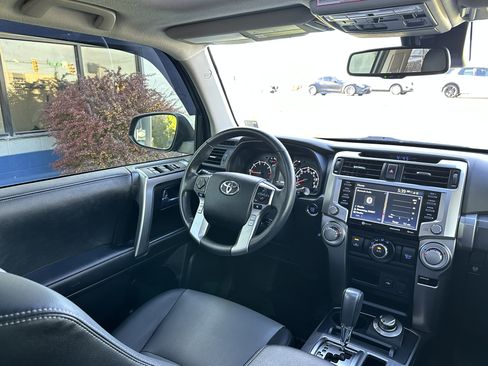 Used 2024 Toyota 4Runner SR5 Premium w/ Moonroof Package image 27