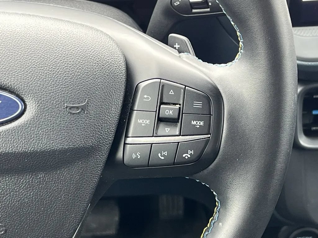Used 2025 Ford Maverick Lobo AWD/4WD image 25