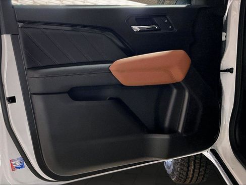 New 2026 GMC Canyon AT4 image 10